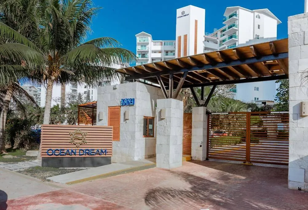 Apartment *Turquoise Escape- Beachfront Studio By Casa Paraiso* Cancun