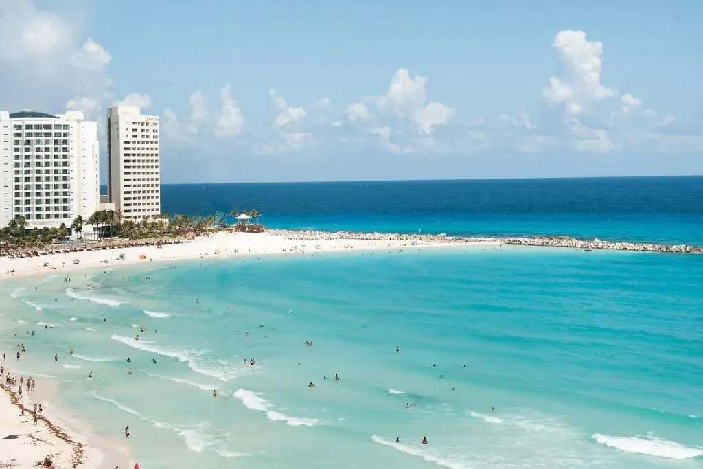 Apartment *Turquoise Escape- Beachfront Studio By Casa Paraiso* Cancun